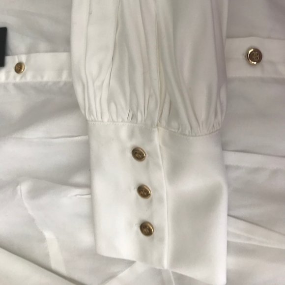 Petersyn White Cotton Blouse With Peplum In the Back - Picture 7 of 10